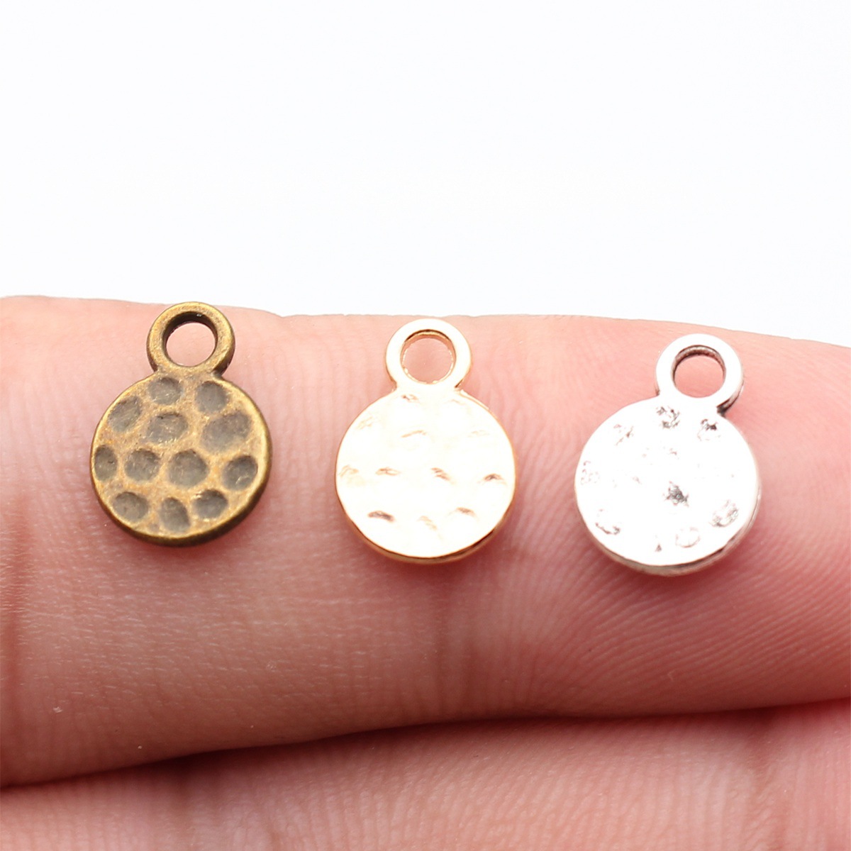 Vintage Fashion Words - WYSIWYG 40 peças 11x8mm 3 Cores: