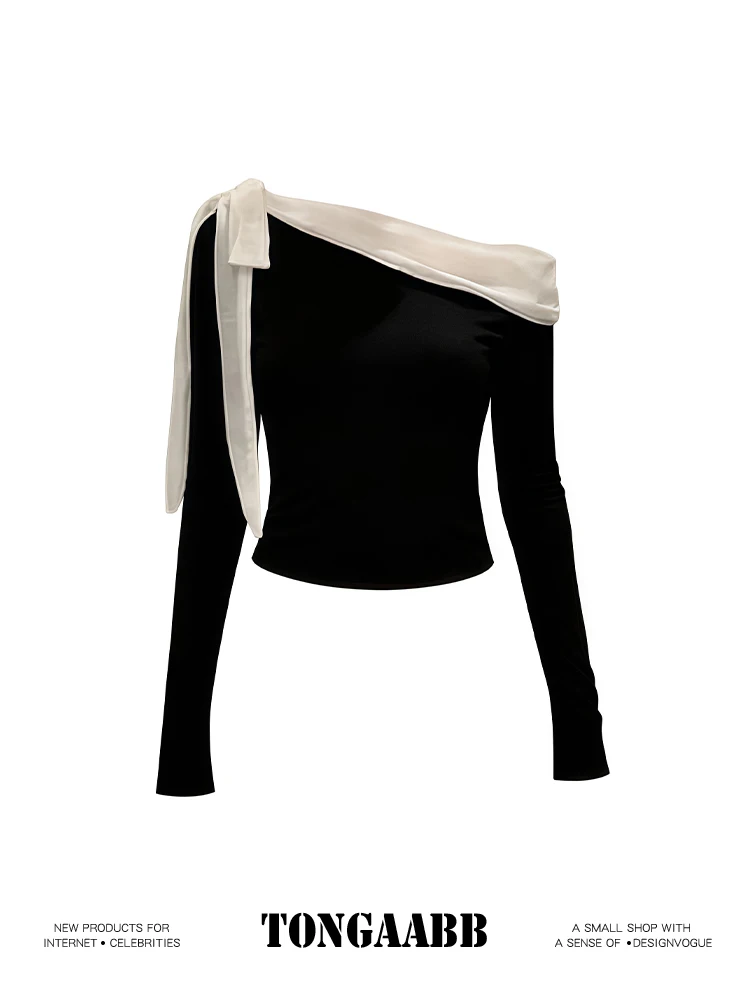 Camiseta feminina preta slash  - Retro Vintage Korean Fashion avaliação e preço